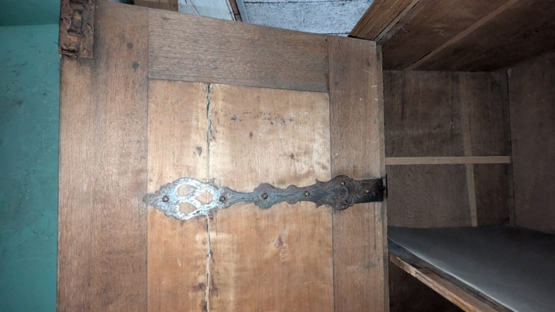 Zweitüriger Renaissance-Schrank aus Eiche, zweiteilig 1580 - 1620 – Bild 17