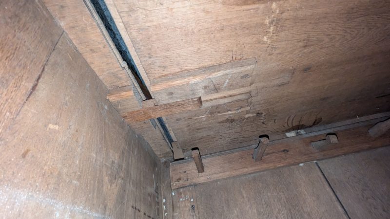 Zweitüriger Renaissance-Schrank aus Eiche, zweiteilig 1580 - 1620 – Bild 21