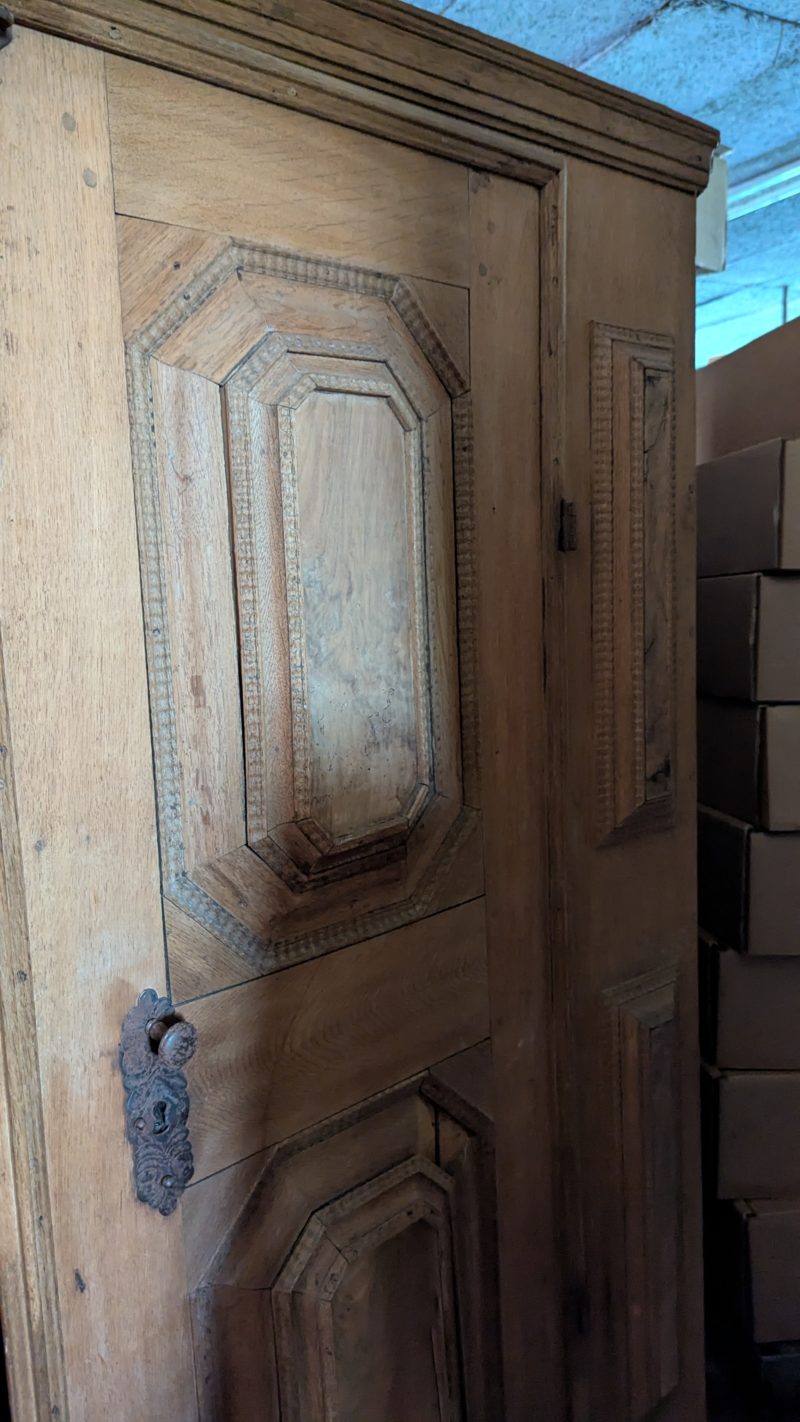 Zweitüriger Renaissance-Schrank aus Eiche, zweiteilig 1580 - 1620 – Bild 27